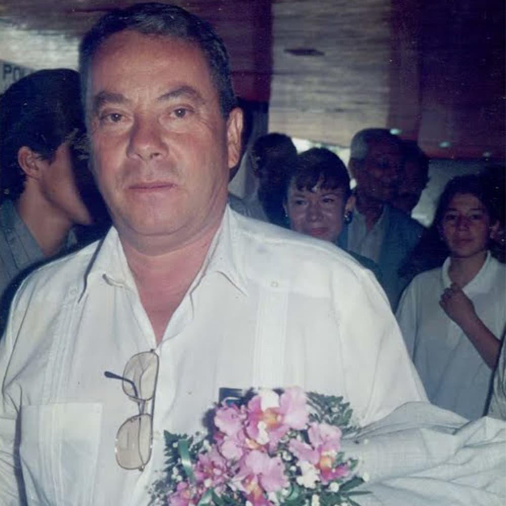 Con Flores 1 1 1